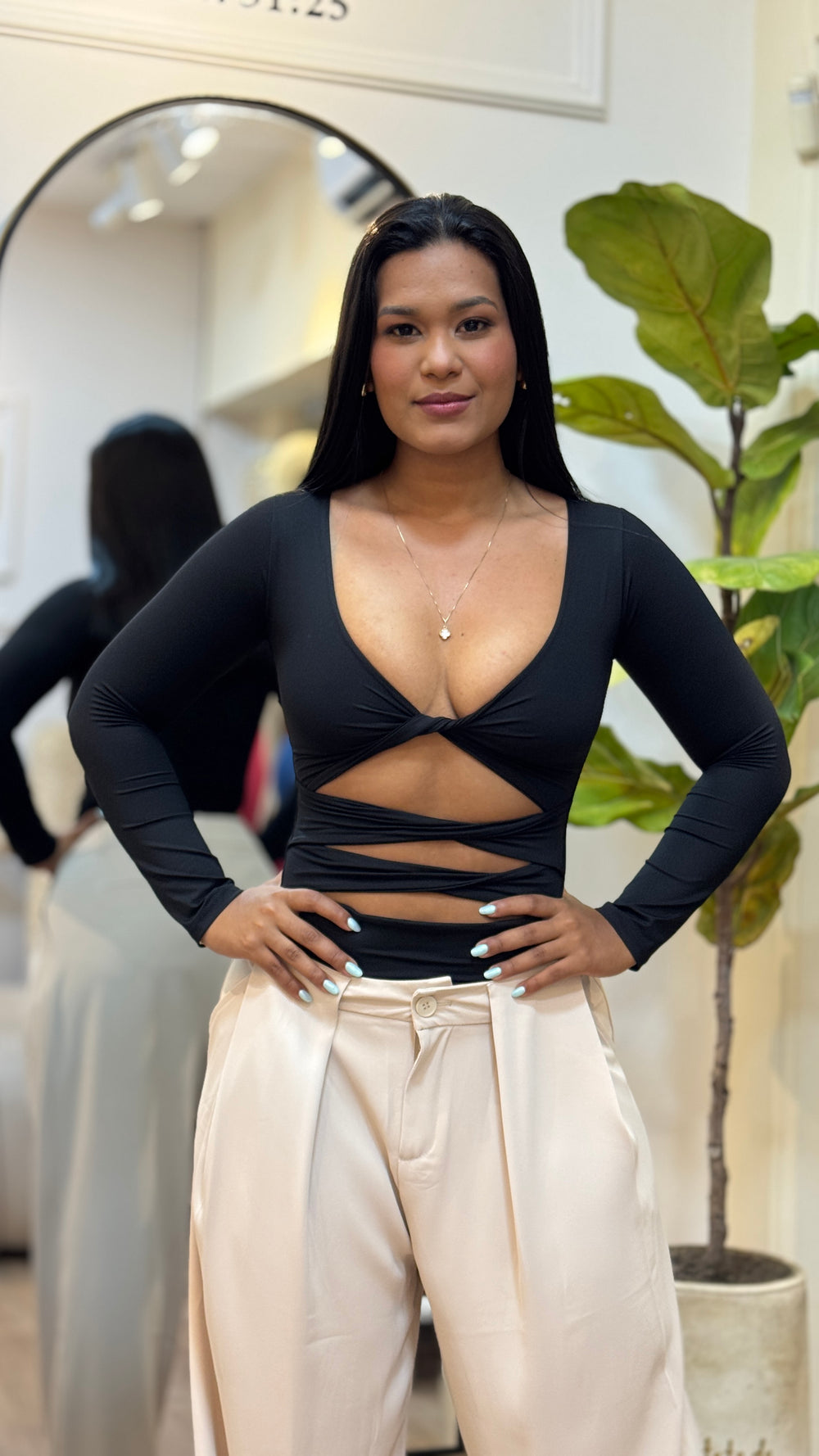 BODY NUDOS ADELANTE ALEXA NEGRO