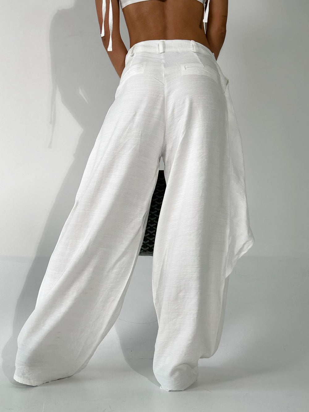 PANTALÓN LINO BOTONES MARFIL