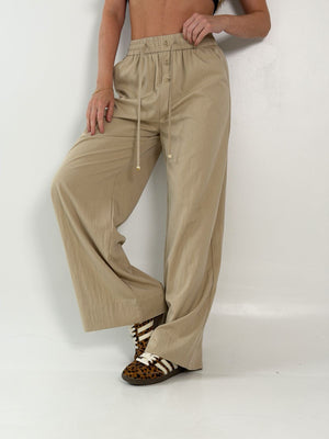 PANTALÓN LINO BOTÓN TERMINALES BEIGE