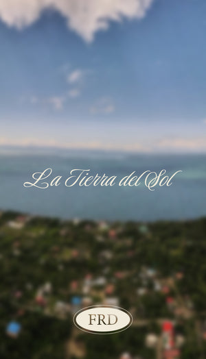 T SHIRT •LA TIERRA DEL SOL•
